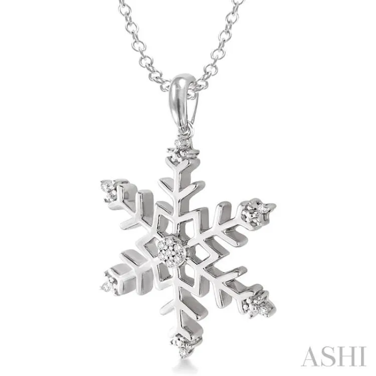 1/20 Ctw Single Cut Diamond Snow Flakes Pendant in Sterling Silver with Chain