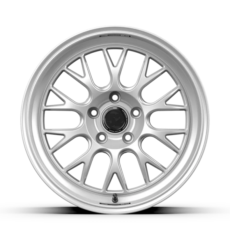 fifteen52 Holeshot RSR 18x10.5 5x120 25mm ET 72.56mm Center Bore Radiant Silver