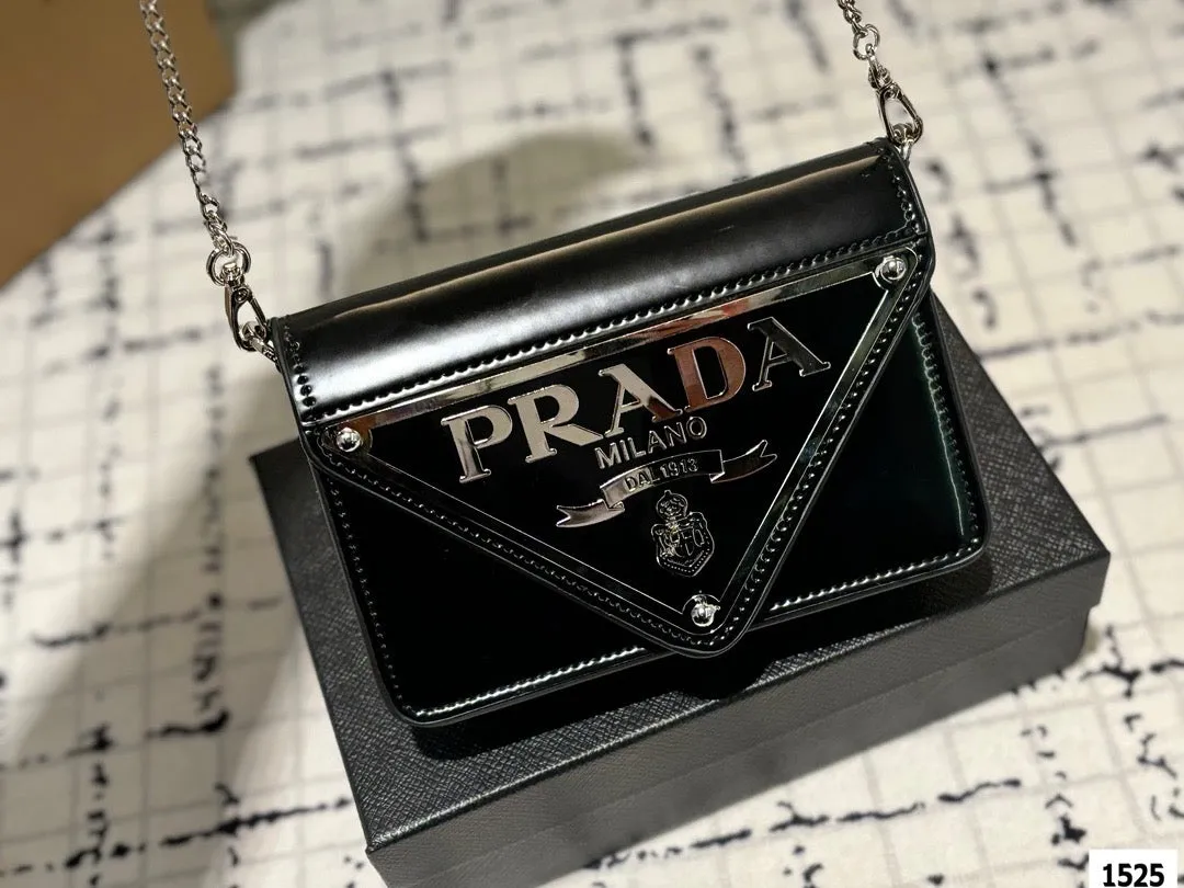 PD322 Prada Mini Bag / 4.7x1.4x7.5inch