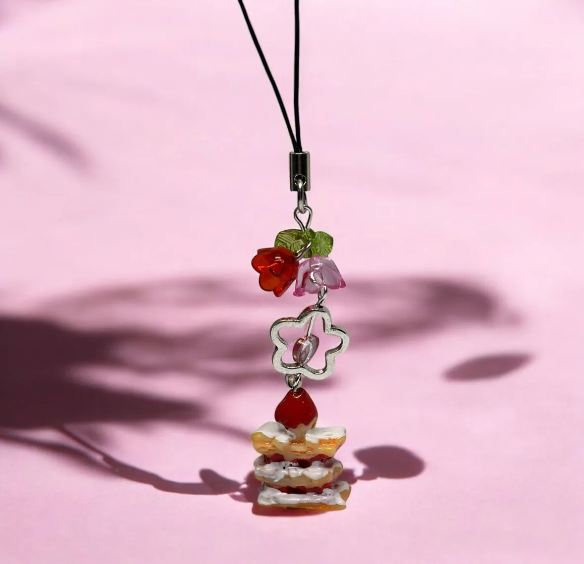 Phone charm | strawberry cake