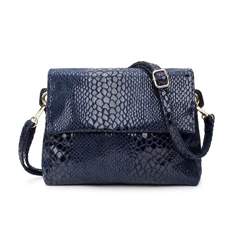 Snake Pattern Small Bag with Trendy Design & Spacious Interior - 23x20x5.5 CM