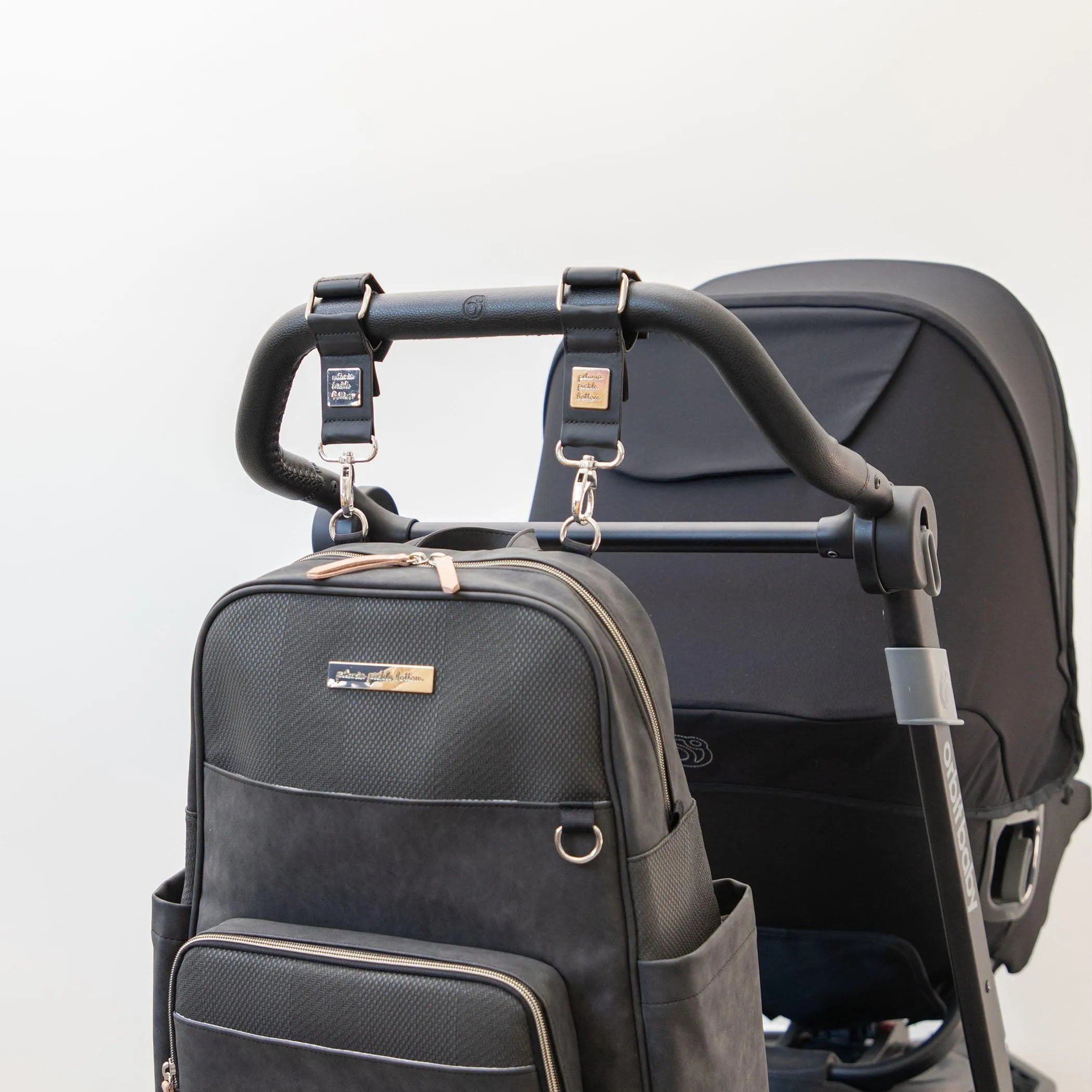 Sync Backpack in Carbon Cable Stitch & Accessory Bundle