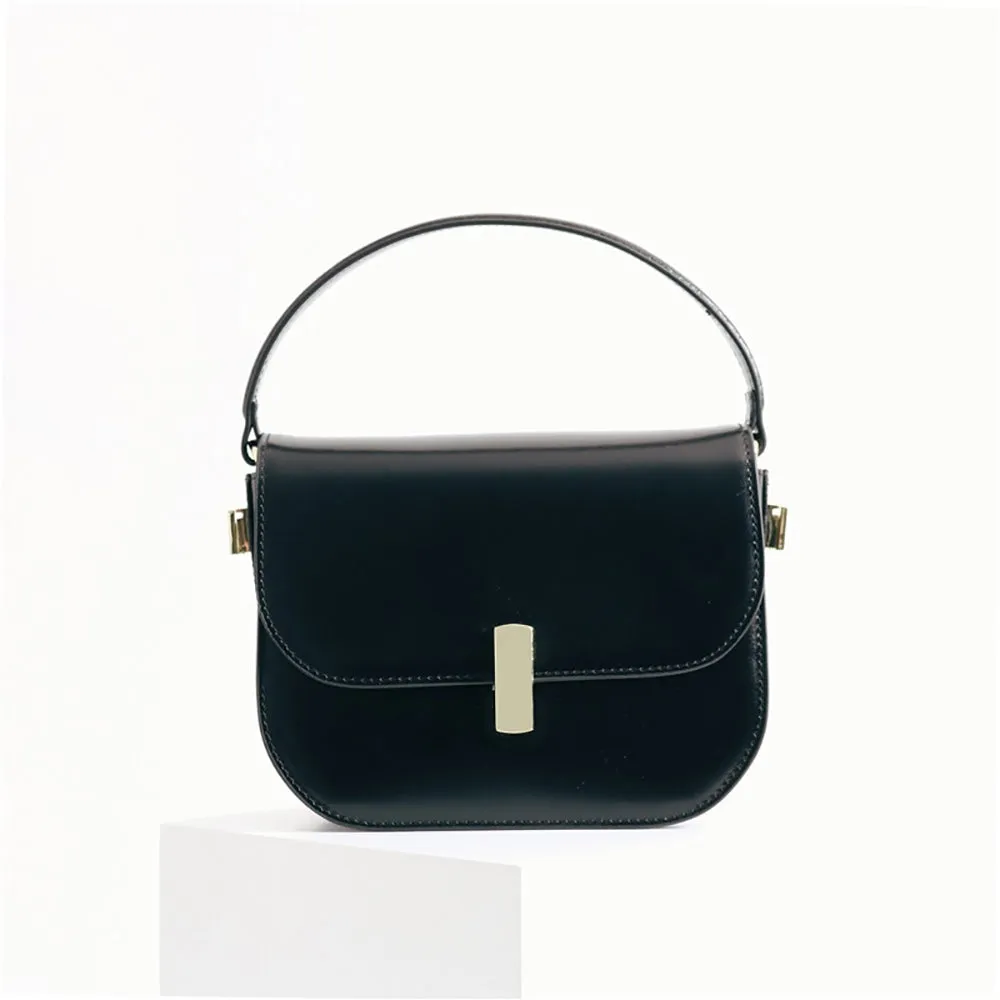 Womens Leather Medium Classic Box Flap Bag